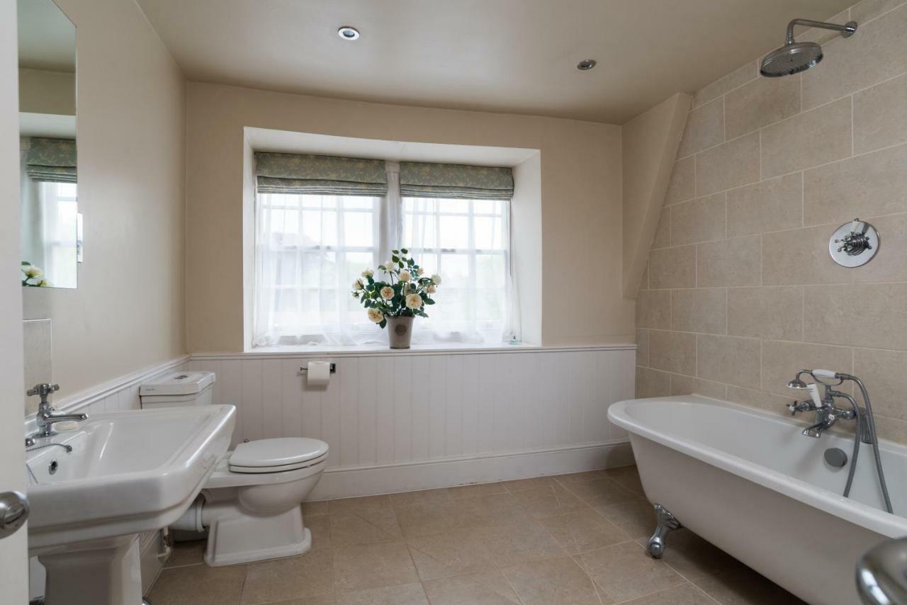 Villa Lady Margaret'S à Bath Extérieur photo